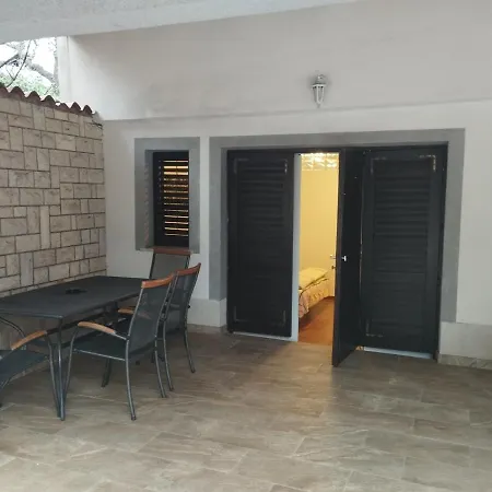 Dck * Кострена