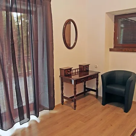 Dck * Кострена