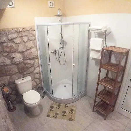 Dck Кострена