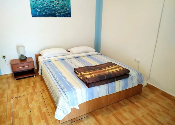 Dck Apartments