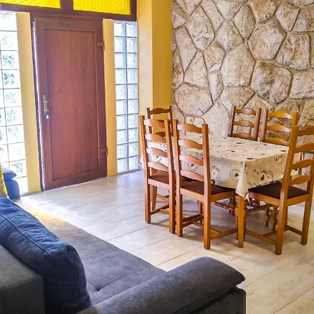 Dck Apartman *